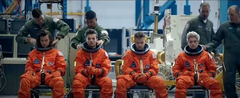 One Direction - Drag Me Down