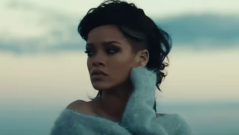 Rihanna - Diamonds